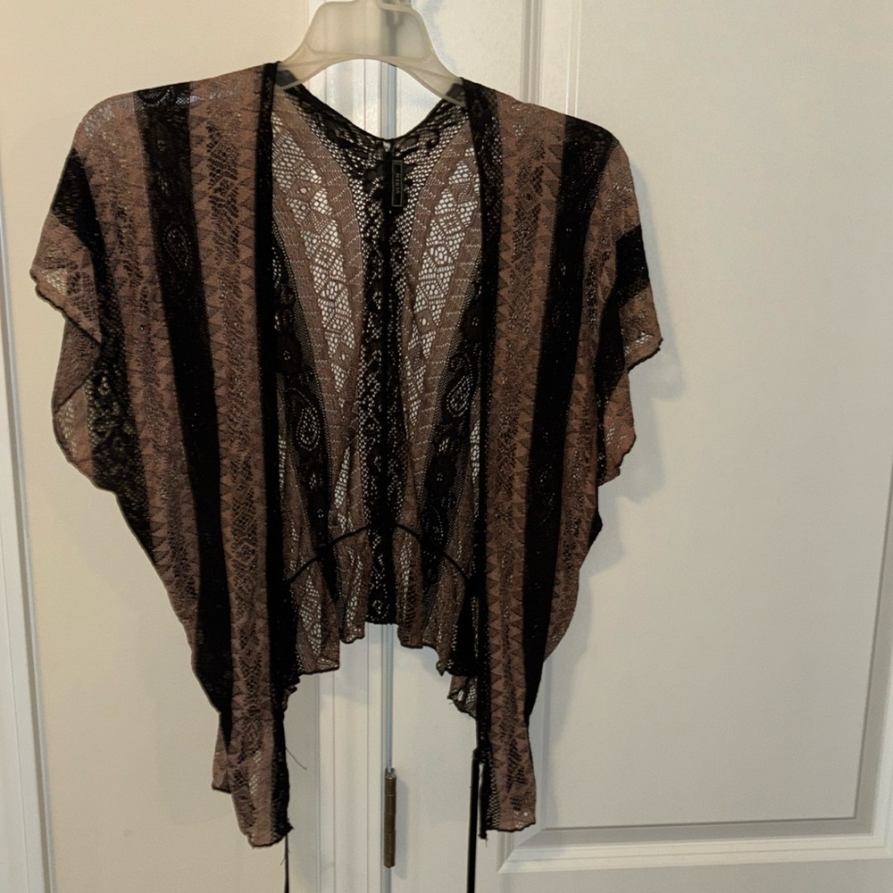 Black and mauve front tie shirt